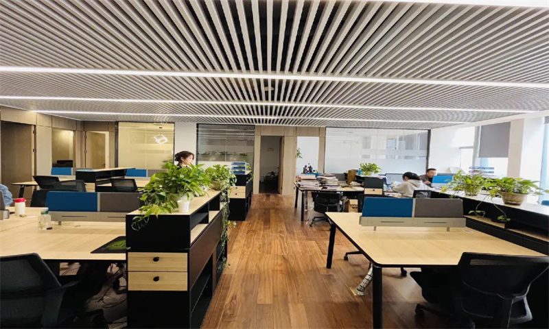 澳龙实业发展有限公司泾河工业园区  