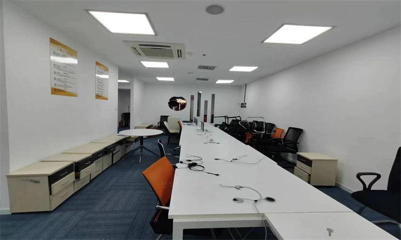 枫叶新都市西北家具工业园 